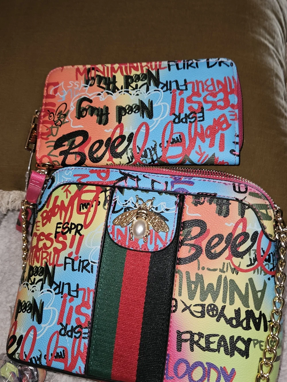 N/A vibrant multicolor